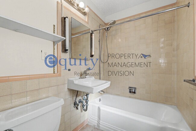 Building Photo - 4893 S Wasatch St