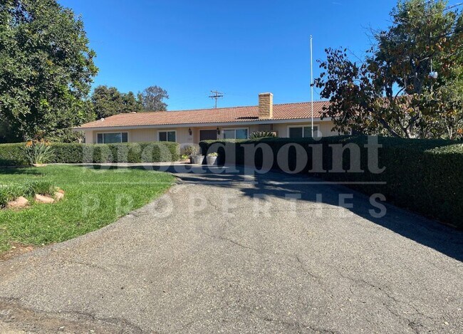 Building Photo - 30459 Rolling Hills Dr