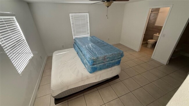 Building Photo - 3211 NW 19th Terrace