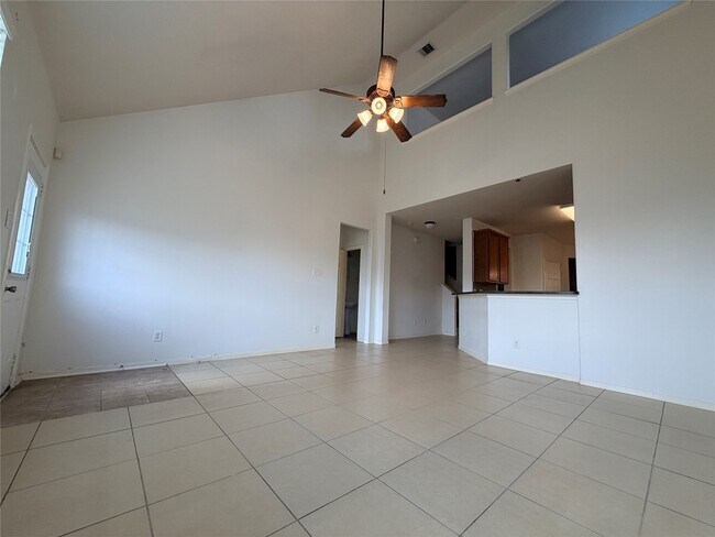 Building Photo - 14930 Berncrest Ln