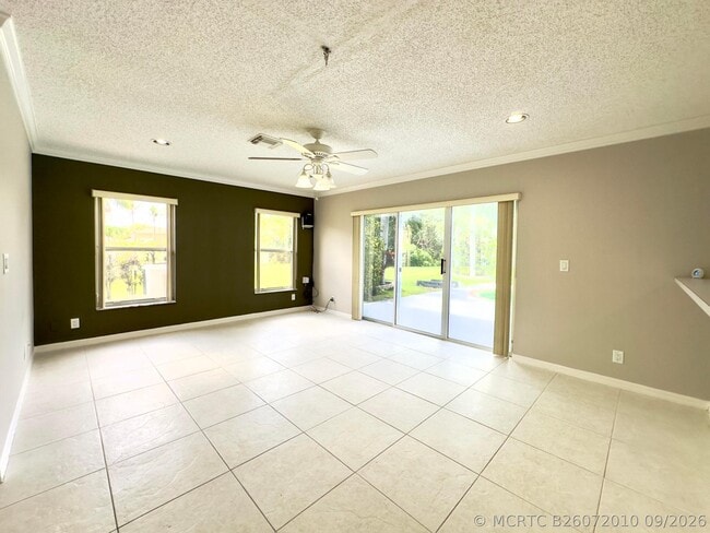 Building Photo - 1118 Fosters Mill Dr