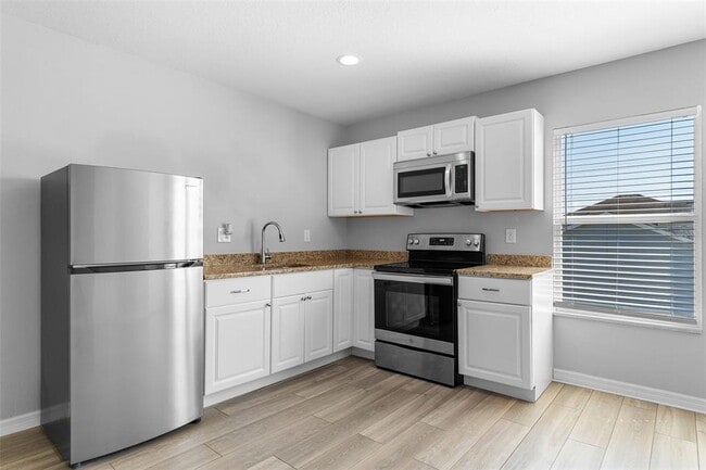 Building Photo - 14835 Old Thicket Trace