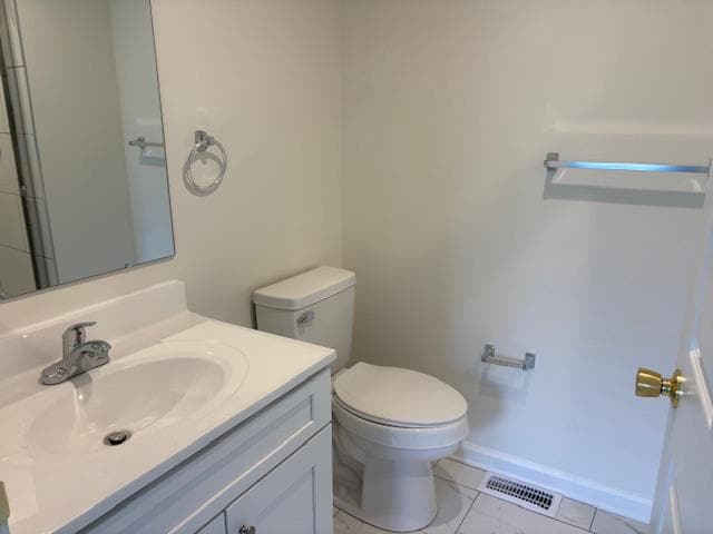 Building Photo - 2403 Beacon Hill Dr