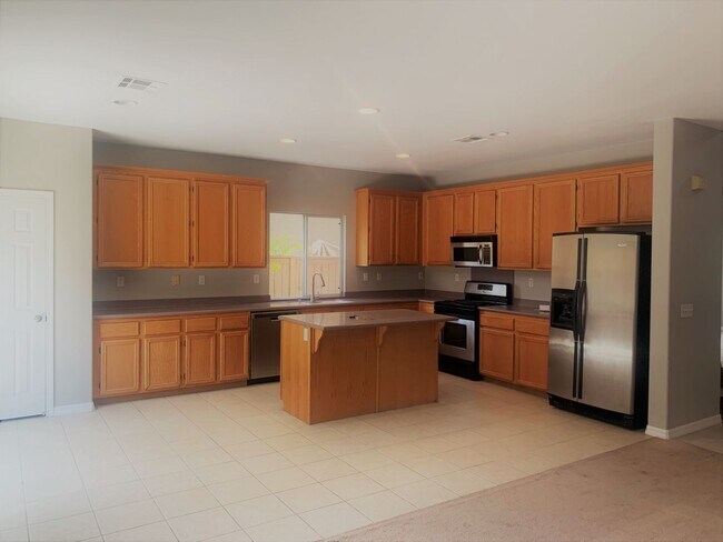 Building Photo - Coming Soon…..Beautiful 5BR/3BA 2-story Home in Gated Community! Pool, Spa, Tot lot!