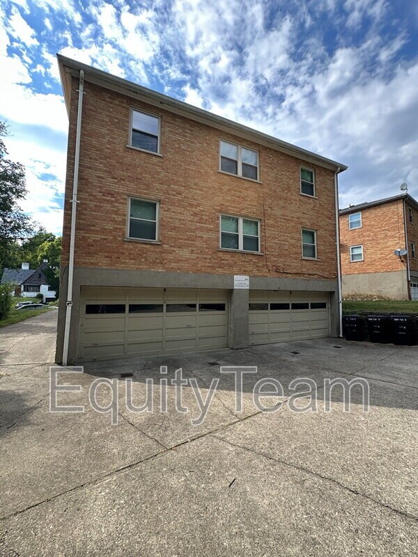 Building Photo - 6086 Dryden Ave