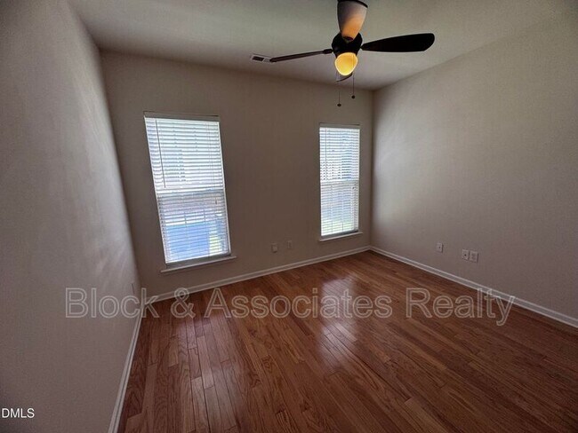 Building Photo - 3303 Colorcott St