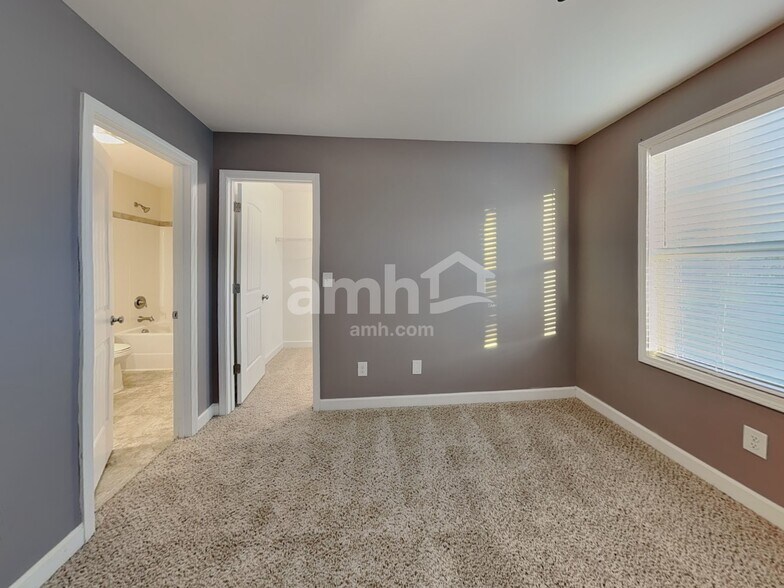 Building Photo - 232 Lanier Pl