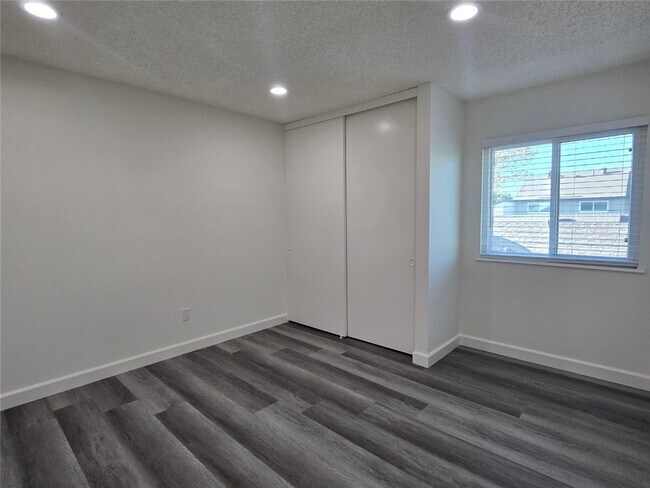Building Photo - 5475 Cajon Ave