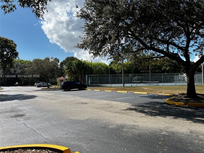 Building Photo - 12980 Vista Isles Dr