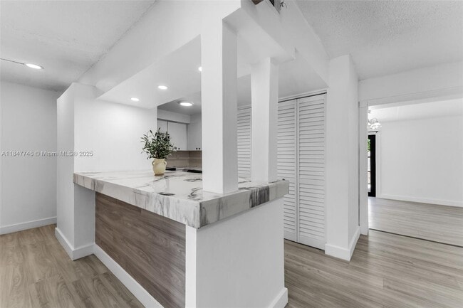 Building Photo - 6608 SW 114th Ave