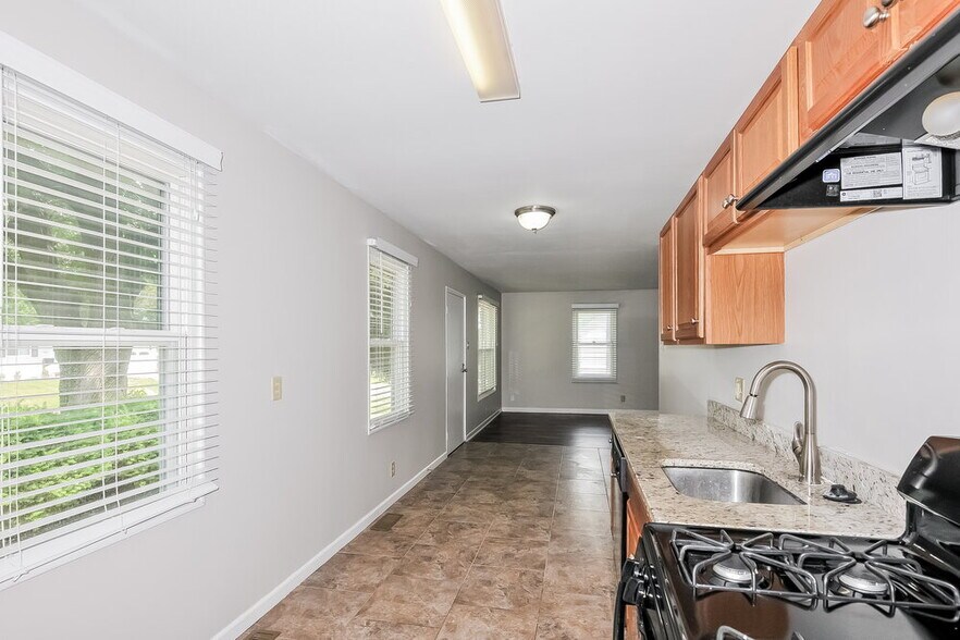 Building Photo - 2310 Mullanphy Ln