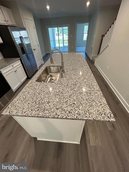 Building Photo - 23052 Wetstone Ln