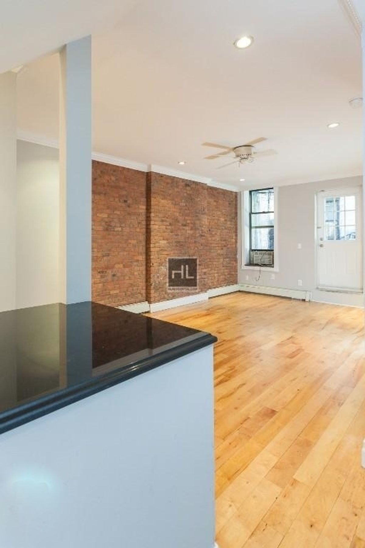 Building Photo - Avenue B