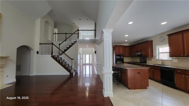 Building Photo - 4620 Hastings Dr