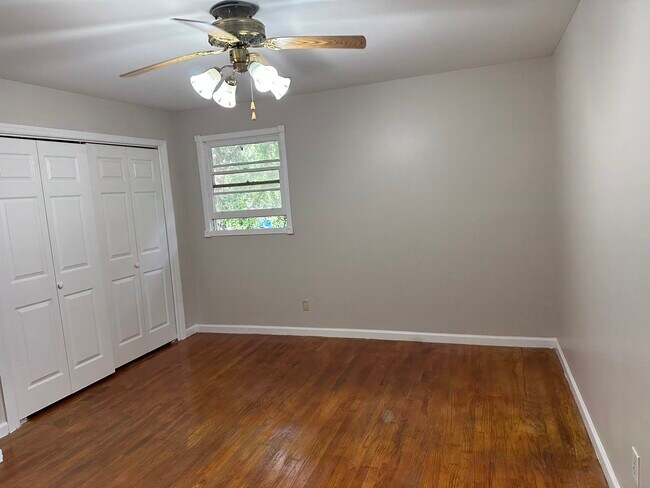 master bedroom2 - 3352 Wedgewood Dr