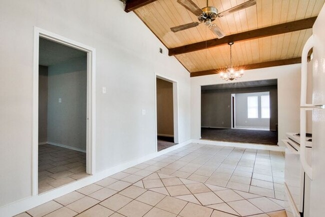 Building Photo - No Application Fees*