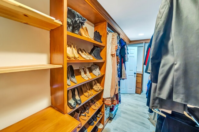 Building Photo - 22374 Algunas Rd