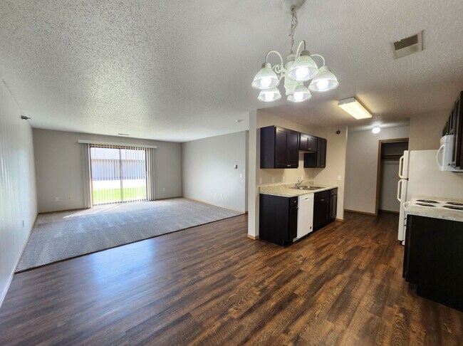 Building Photo - Prairie Gardens Apartments