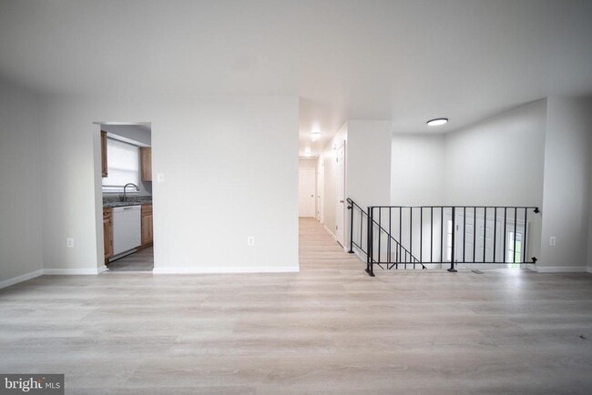 Building Photo - 11209 Caroline Ave