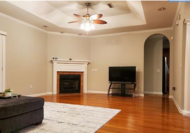 Building Photo - 313 Trent Rd