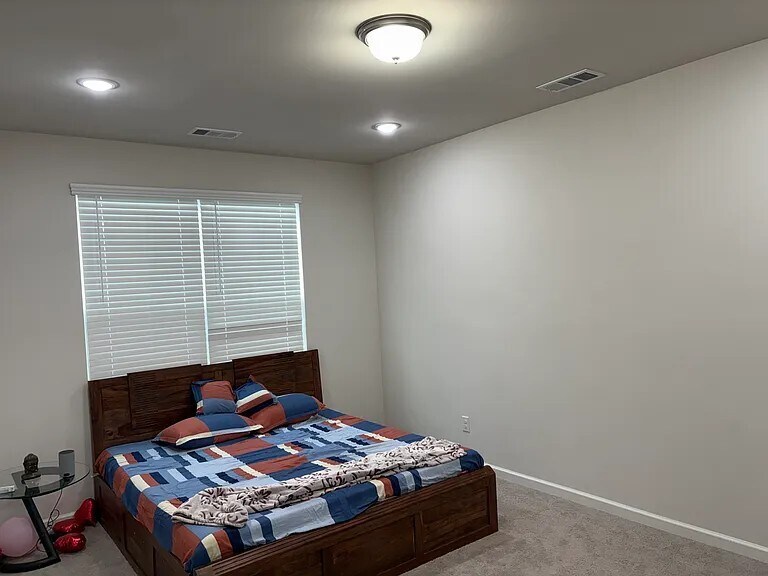 Building Photo - 709 Parthenia Ln