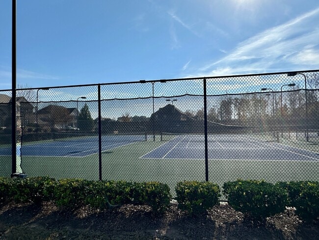 Building Photo - 987 Halletts Peak Pl