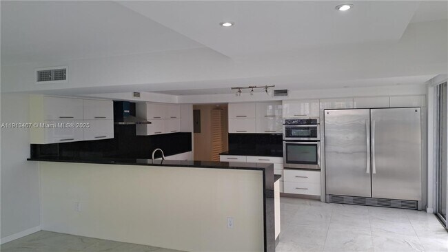 Building Photo - 468 Golden Isles Dr