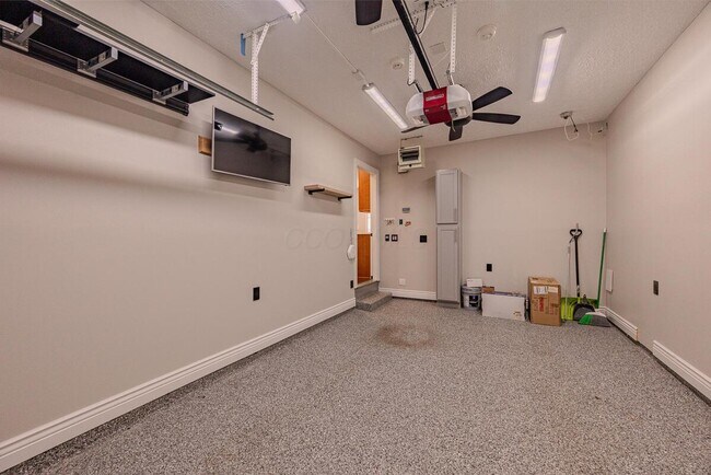 Building Photo - 7630 Alta View Blvd