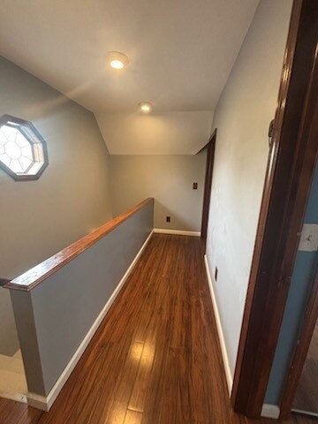 Building Photo - 304 S Beck St