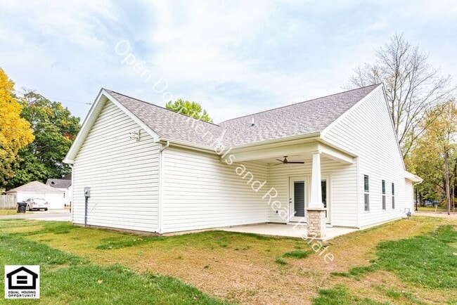 Building Photo - 307 Toledo St