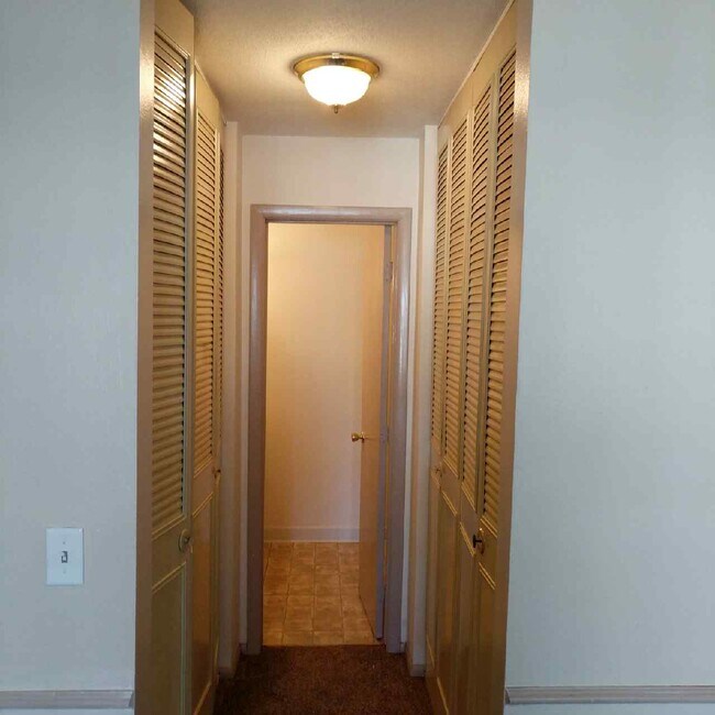 Building Photo - 8304 Zane Ave N