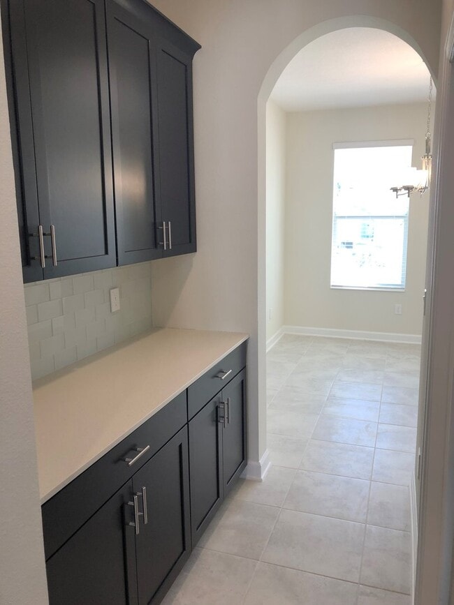 Building Photo - Just Listed!  3/2.5 Located In Beautiful P...