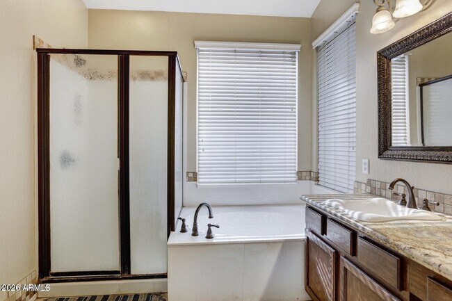 Building Photo - 5339 W Buffalo Pl