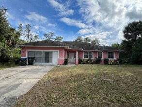 Building Photo - Available 9/15/26 -- $1,650 ** 3 Bed / 2 Bath * Single Family Home