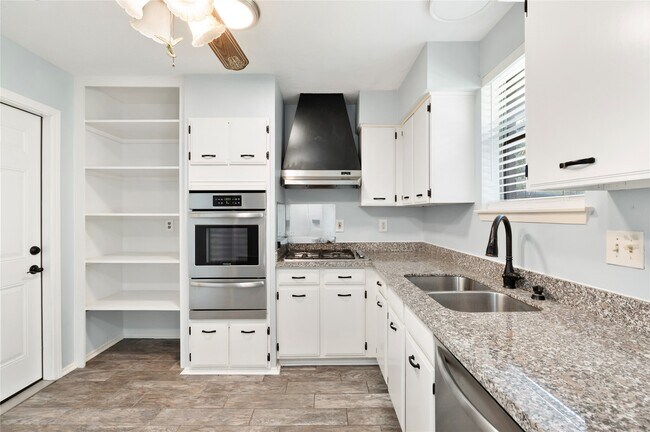 Building Photo - 503 Bellmar Ln