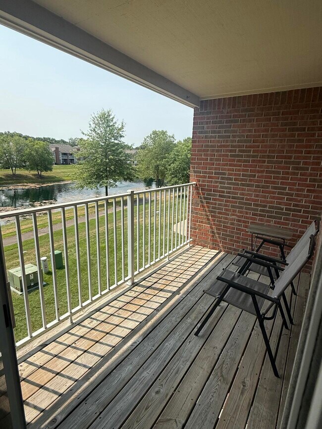 Building Photo - 2260 Leighton Dr