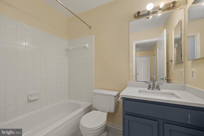 Building Photo - 17346 Wexford Loop