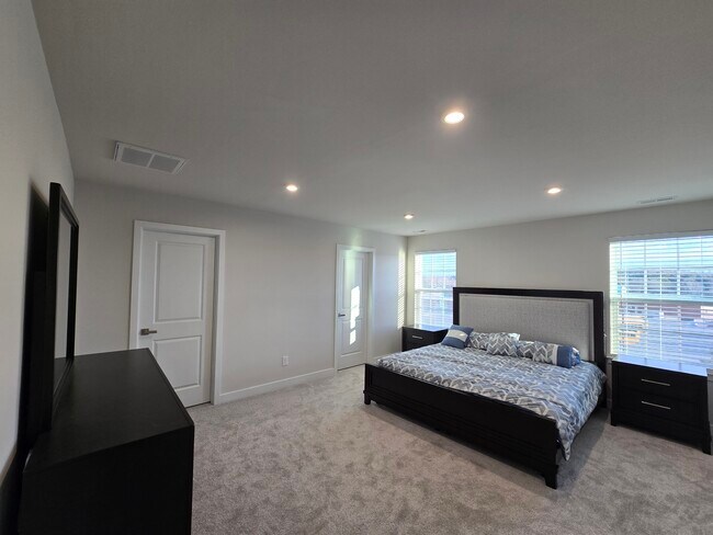 Building Photo - 7321 Childress Dr SW