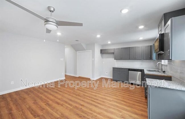 Building Photo - 8715 Bertwood St