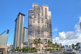 Building Photo - Central AC. Two Parking. High Rise. (RRLLC)