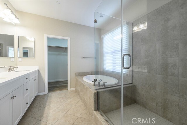 Building Photo - 70 Nassau