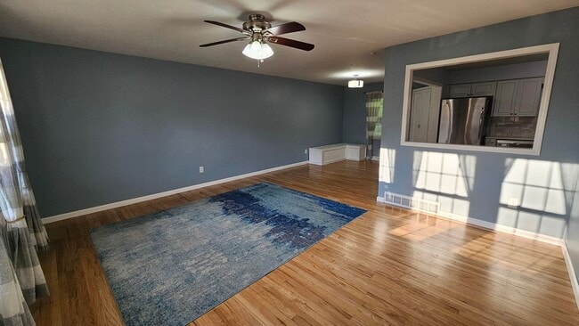 Building Photo - 6115 Christman Dr