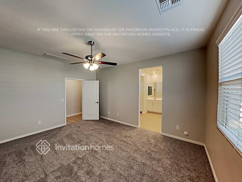 Building Photo - 4058 W Crossflower Ave