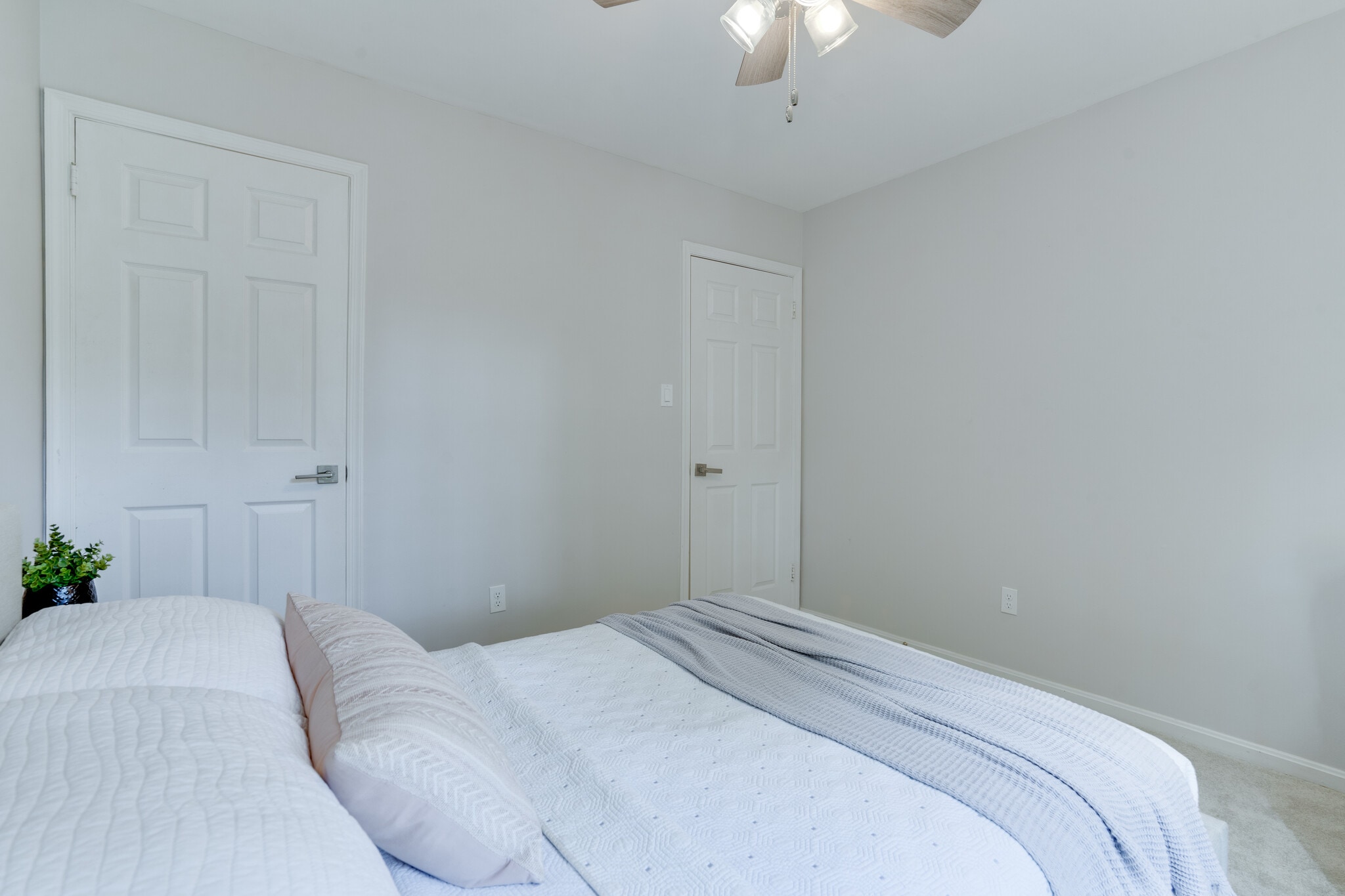 UL 2 - 3146 Borge St