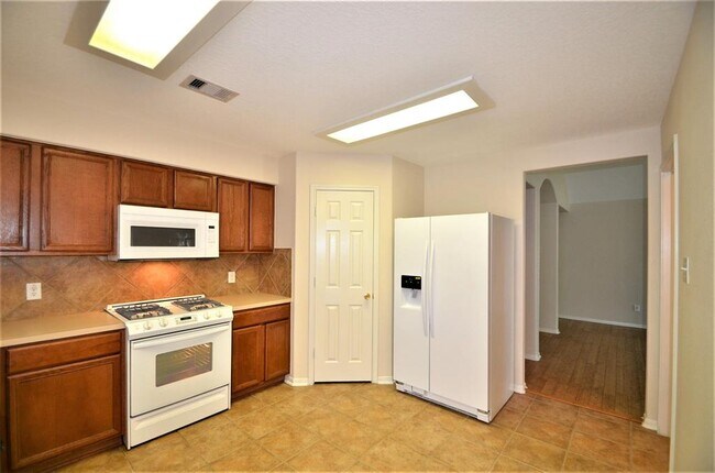 Building Photo - 2307 Stiller Ridge Way