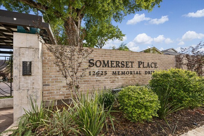 Building Photo - 12625 Memorial Dr