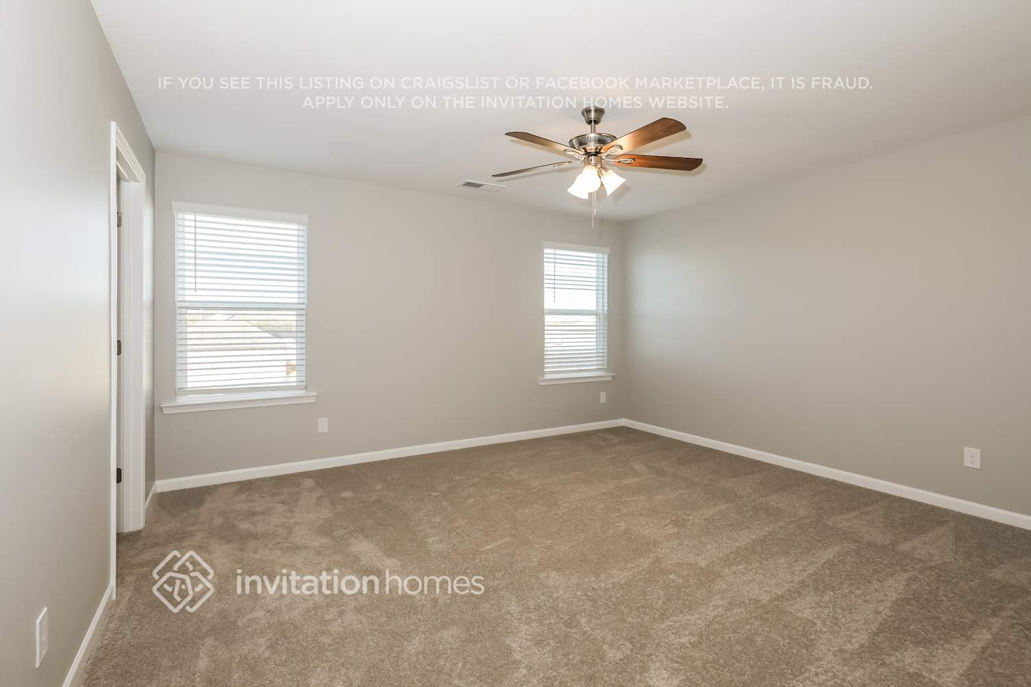 Building Photo - 521 Almere Dr