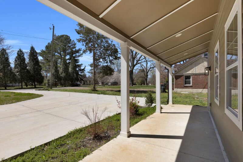 Building Photo - 208 Wheeler Ave
