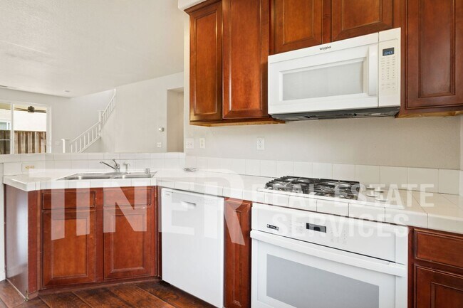 Building Photo - 5 Mantauk Point Pl