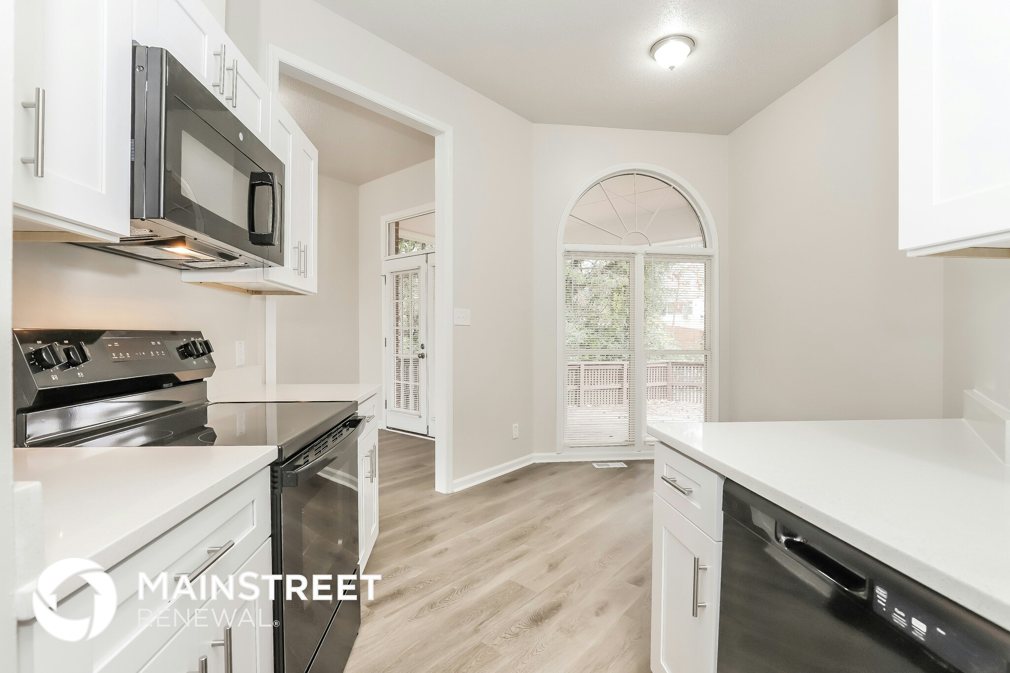 Building Photo - 9 Oliver Ct